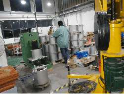 轴承加热设备厂丁主任：疫情封闭的日子