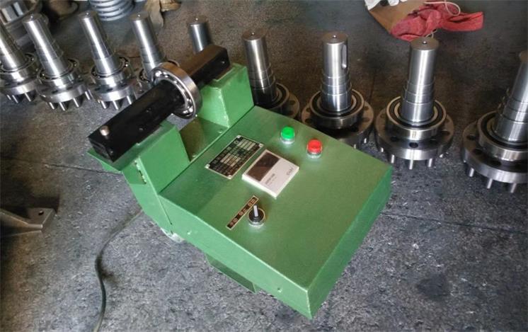 电机轴承加热器.jpg 电机轴承加热器.jpg