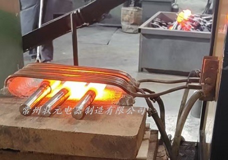 中频锻造炉 快速将实心圆钢棒料透热烧红