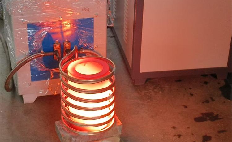 中频加热电炉-感应电炉-锻造炉.jpg 中频加热电炉-感应电炉-锻造炉.jpg