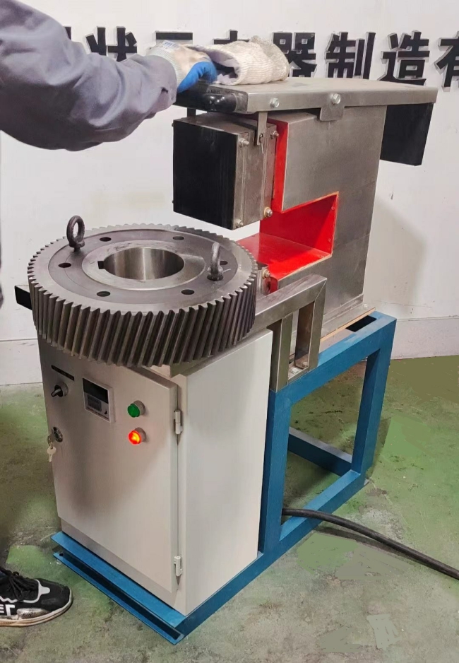 齿轮加热-加热器-加热设备.jpg 齿轮加热-加热器-加热设备.jpg