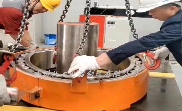 工频轴承加热器.jpg 工频轴承加热器.jpg